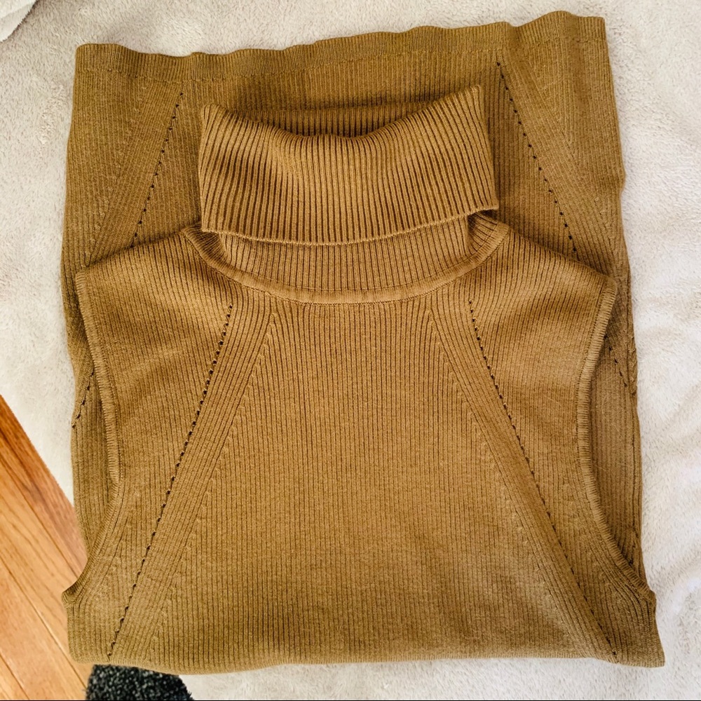NWOT/ Premise Sleeveless Knit Top / Olive Green/ S